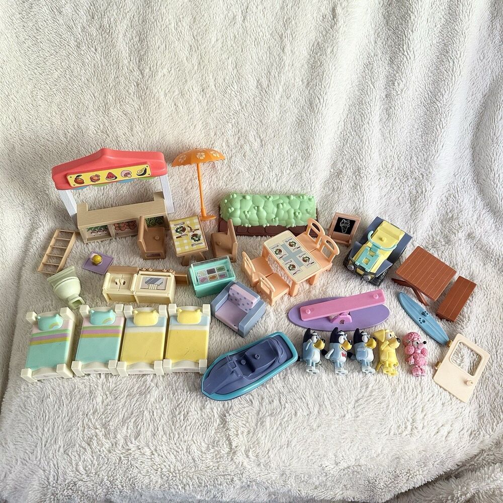Moose Toys Bluey Figure And Furniture Accessories Large Lot Bed Chair Jet Ski
